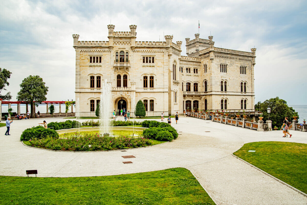 Castello di Miramare in der Nähe von Triest in Italien