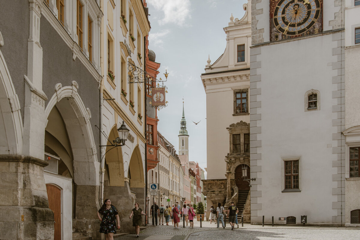 Rathaus mit berühmter Rathaustreppe