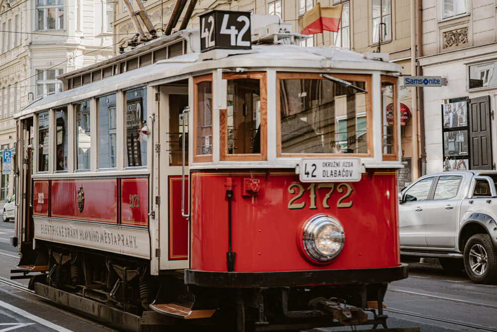Historische Straßenbahnlinie 42 Prag